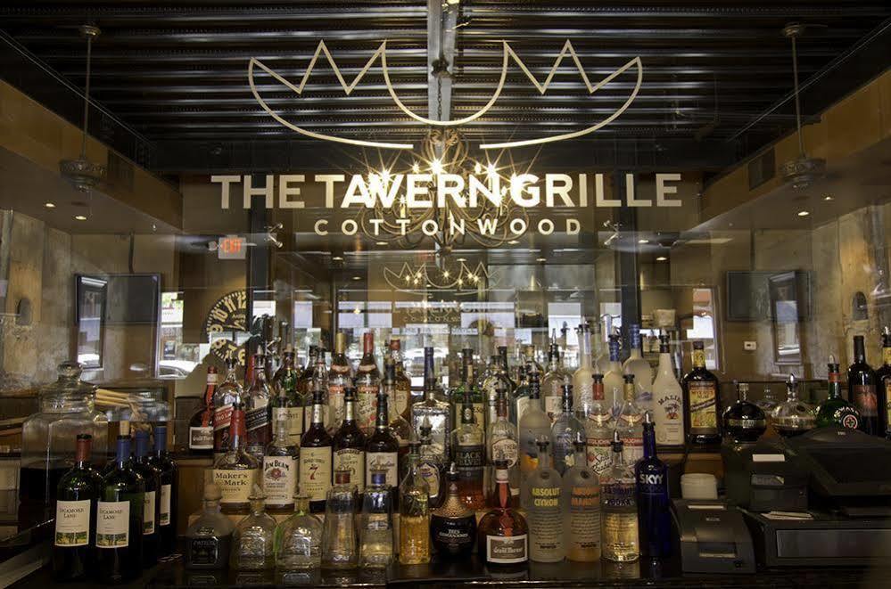 Hotel The Tavern